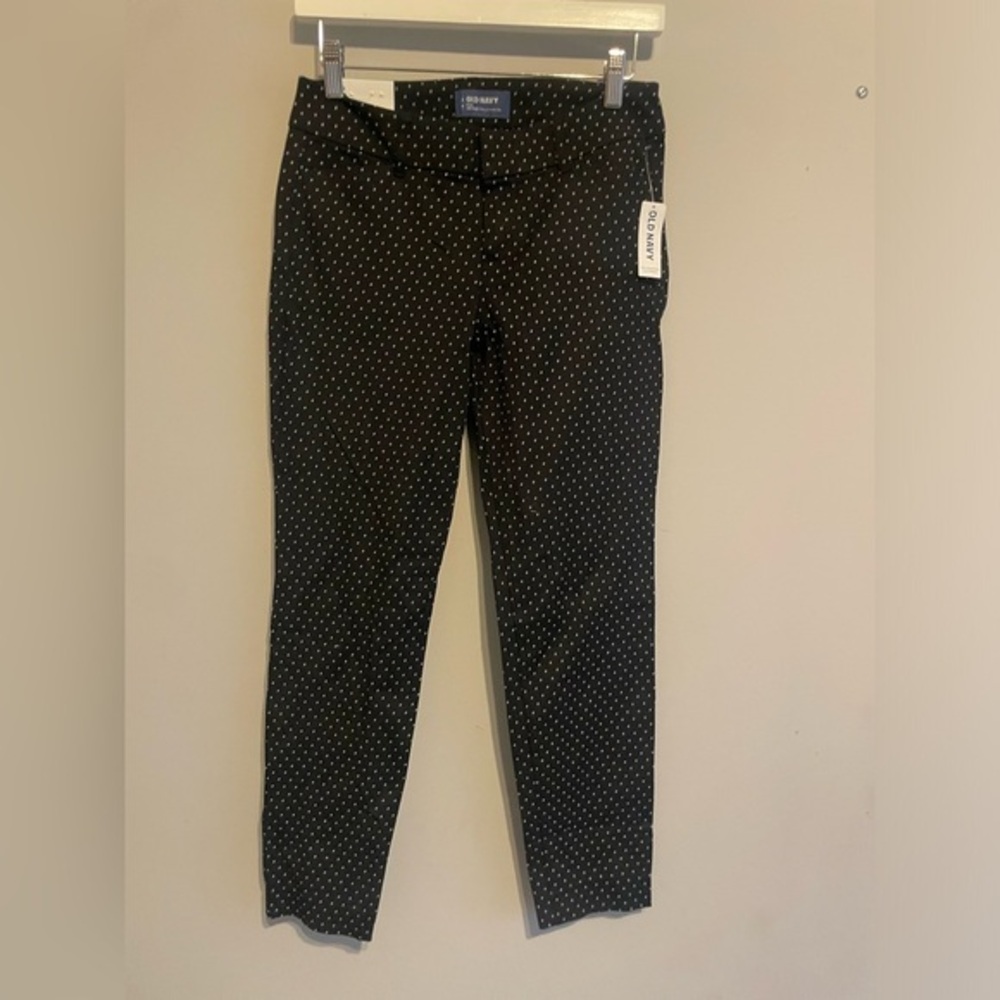 NWT Patterned Old‎ Navy Pixie Pants